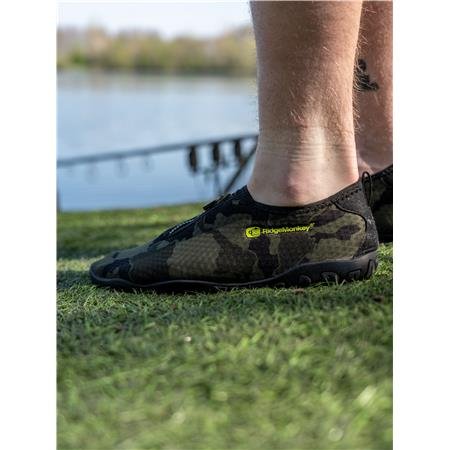 chaussures homme ridge monkey apearel dropback aqua shoes camo | armurerie de la gartempe
